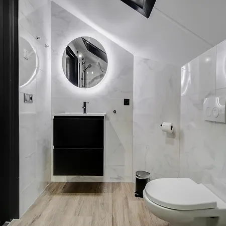 Modern On Dutch Coast With Garden Vakantiehuis