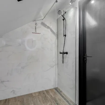 Modern On Dutch Coast With Garden Vakantiehuis *