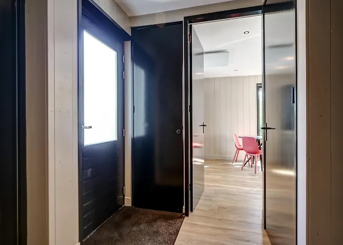 Дом отдыха Modern On Dutch Coast With Garden *